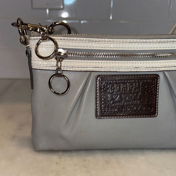 Coach Vintage Poppy Leather Crossbody Shoulder Bag - Picture 2 of 15